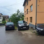 Bistrik/Stan Na Dan